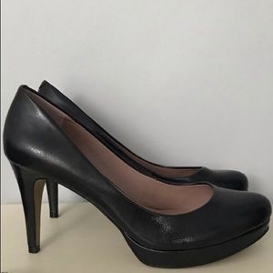 VINCE Camuto Zella Heel size 8.5